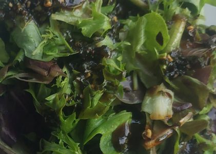 Italienisches Salatdressing pikant